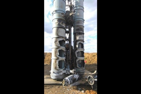 Phiến quân thân Thổ Nhĩ Kỳ khoe ảnh 'phá hủy S-300 Syria' Phiến quân thân Thổ Nhĩ Kỳ khoe ảnh 'phá hủy S-300 Syria'