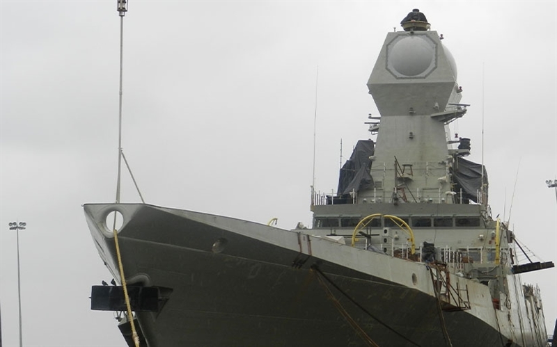 Theo Tướng Amir Ali Hadjizade, Lực lượng Vệ binh Cách mạng Hồi giáo Iran (IRGC), Tehran đã phát triển thành công tên lửa chống hạm có thể tấn công tàu địch cách xa 700km. Tên lửa được phát triển nội địa đạt độ chính xác cực cao giúp cho Iran trở thành một trong những cường quốc tên lửa hàng đầu thế giới. Theo Tướng Amir Ali Hadjizade, Lực lượng Vệ binh Cách mạng Hồi giáo Iran (IRGC), Tehran đã phát triển thành công tên lửa chống hạm có thể tấn công tàu địch cách xa 700km. Tên lửa được phát triển nội địa đạt độ chính xác cực cao giúp cho Iran trở thành một trong những cường quốc tên lửa hàng đầu thế giới.
