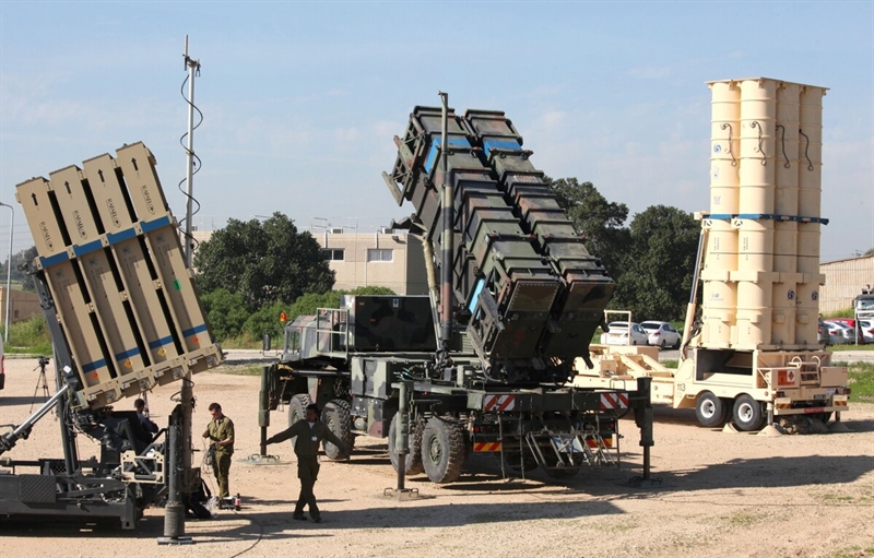 Quân đội Mỹ sắp được tiếp nhận những hệ thống đánh chặn Iron Dome đầu tiên từ Israel. Đợt giao hàng được chia làm 2 giai đoạn, đợt đầu vào cuối năm 2020 và đợt tiếp theo được thực hiện trong tháng 2/2021. Quân đội Mỹ sắp được tiếp nhận những hệ thống đánh chặn Iron Dome đầu tiên từ Israel. Đợt giao hàng được chia làm 2 giai đoạn, đợt đầu vào cuối năm 2020 và đợt tiếp theo được thực hiện trong tháng 2/2021.