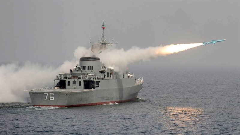 Đây là vũ khí được phát triển nội địa đạt độ chính xác cực cao giúp cho Iran trở thành một trong những cường quốc tên lửa hàng đầu thế giới. Đây là vũ khí được phát triển nội địa đạt độ chính xác cực cao giúp cho Iran trở thành một trong những cường quốc tên lửa hàng đầu thế giới.