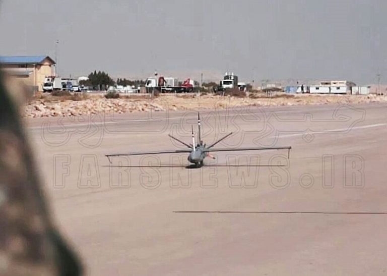 Cùng với việc công bố sức mạnh của những UAV mới đưa vào trang bị, Tư lệnh Tangsiri cũng khẳng định Iran là một trong 5 quốc gia vượt trội trên thế giới về lĩnh vực công nghệ UAV. Cùng với việc công bố sức mạnh của những UAV mới đưa vào trang bị, Tư lệnh Tangsiri cũng khẳng định Iran là một trong 5 quốc gia vượt trội trên thế giới về lĩnh vực công nghệ UAV.