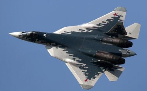 Các chuyên gia Mỹ cũng ngạc nhiên việc triển khai tên lửa trong máy bay. Su-57 có một số khoang cho tên lửa không đối không và không đối đất. Theo tác giả của bài báo, máy bay này là một \ Các chuyên gia Mỹ cũng ngạc nhiên việc triển khai tên lửa trong máy bay. Su-57 có một số khoang cho tên lửa không đối không và không đối đất. Theo tác giả của bài báo, máy bay này là một \
