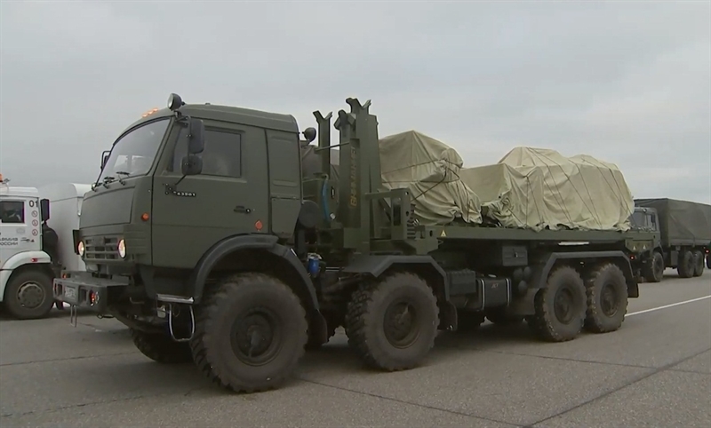 Trước khi quyết định đưa Uran-6 đến Nagorno-Karabakh, hồi năm 2016, robot này đã được Nga triển khai đến làm nhiệm vụ tại Palmyra, Syria sau khi thành phố cổ này được giải phóng khỏi sự chiếm đóng của phiến quân IS. Trước khi quyết định đưa Uran-6 đến Nagorno-Karabakh, hồi năm 2016, robot này đã được Nga triển khai đến làm nhiệm vụ tại Palmyra, Syria sau khi thành phố cổ này được giải phóng khỏi sự chiếm đóng của phiến quân IS.