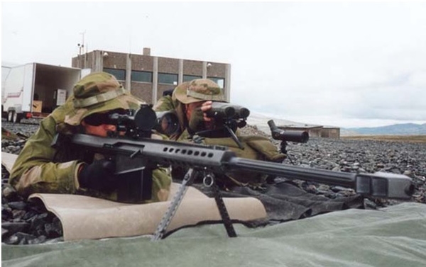 DARPA đã thử nghiệm thành công đạn cỡ 50 ly tự định hướng và thay đổi quỹ đạo khi đang bay. Đây là một cuộc thử nghiệm trong khuôn khổ chương trình nghiên cứu có tên là Đạn Chuyên dụng Siêu Chính xác. Dự án này có mục đích phát triển những khí tài quân sự có tầm bắn xa hơn, giảm thiểu thời gian đối đầu trực tiếp với mục tiêu, và bớt đi những lần bắn trượt có thể làm lộ vị trí của người bắn. DARPA đã thử nghiệm thành công đạn cỡ 50 ly tự định hướng và thay đổi quỹ đạo khi đang bay. Đây là một cuộc thử nghiệm trong khuôn khổ chương trình nghiên cứu có tên là Đạn Chuyên dụng Siêu Chính xác. Dự án này có mục đích phát triển những khí tài quân sự có tầm bắn xa hơn, giảm thiểu thời gian đối đầu trực tiếp với mục tiêu, và bớt đi những lần bắn trượt có thể làm lộ vị trí của người bắn.