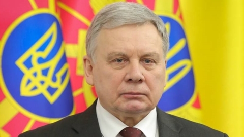 Bộ trưởng Quốc phòng Ukraine đang chịu áp lực kiện tụng