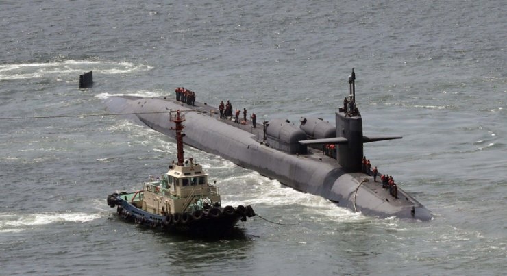 Quyết định triển khai USS Ohio đến nhật Bản được Mỹ đưa ra hồi tháng 1/2021. Sidharth Kaushal, một chuyên gia hải quân tại London, mô tả tàu ngầm USS Ohio là những phương tiện trung chuyển để đưa tên lửa và binh lính đến gần lãnh thổ của kẻ thù. Quyết định triển khai USS Ohio đến nhật Bản được Mỹ đưa ra hồi tháng 1/2021. Sidharth Kaushal, một chuyên gia hải quân tại London, mô tả tàu ngầm USS Ohio là những phương tiện trung chuyển để đưa tên lửa và binh lính đến gần lãnh thổ của kẻ thù.