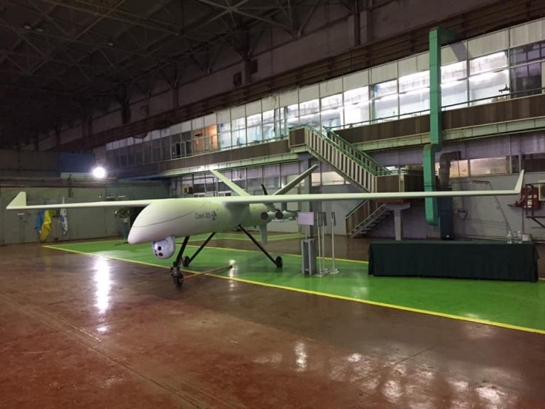 Những chiếc Sokol-300 đầu tiên được công bố hồi cuối năm 2020 tại cơ sở sản xuất Zhulyany, ngoại ô Kiev. Tại thời điểm đó, Sokol-300 đã hoàn thành nhiều cuộc thử nghiệm, kể cả bắn đạn thật. Những chiếc Sokol-300 đầu tiên được công bố hồi cuối năm 2020 tại cơ sở sản xuất Zhulyany, ngoại ô Kiev. Tại thời điểm đó, Sokol-300 đã hoàn thành nhiều cuộc thử nghiệm, kể cả bắn đạn thật.