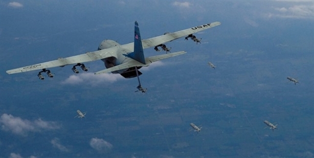 Cùng với nhiệm vụ làm mồi nhử, Gremlins có thể mang thiết bị gây nhiễu khiến radar phòng không đối phương không thể nhận dạng mục tiêu. Gremlins cũng có thể lắp thiết bị dò tìm và xác định tín hiệu radar. Cùng với nhiệm vụ làm mồi nhử, Gremlins có thể mang thiết bị gây nhiễu khiến radar phòng không đối phương không thể nhận dạng mục tiêu. Gremlins cũng có thể lắp thiết bị dò tìm và xác định tín hiệu radar.