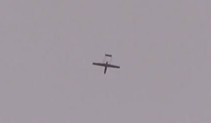 Truyền thông mạng xã hội ủng hộ phe thánh chiến cho biết, UAV của đội Syria liên tếp tiến hành các cuộc không kích vào nhóm Hồi giáo cực đoan hiện vẫn đang chống đối quyết liệt. Sử dụng các Mohajer-6, quân đội Syria muốn tạo một không gian chiến trường liên tục căng thẳng, khiến phiến quân luôn có nguy cơ bị tiêu diệt thường trực. Truyền thông mạng xã hội ủng hộ phe thánh chiến cho biết, UAV của đội Syria liên tếp tiến hành các cuộc không kích vào nhóm Hồi giáo cực đoan hiện vẫn đang chống đối quyết liệt. Sử dụng các Mohajer-6, quân đội Syria muốn tạo một không gian chiến trường liên tục căng thẳng, khiến phiến quân luôn có nguy cơ bị tiêu diệt thường trực.