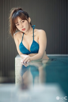 Sunna Dewa sở hữu gương mặt baby nhưng thân hình lại quá sexy. Sunna Dewa sở hữu gương mặt baby nhưng thân hình lại quá sexy.